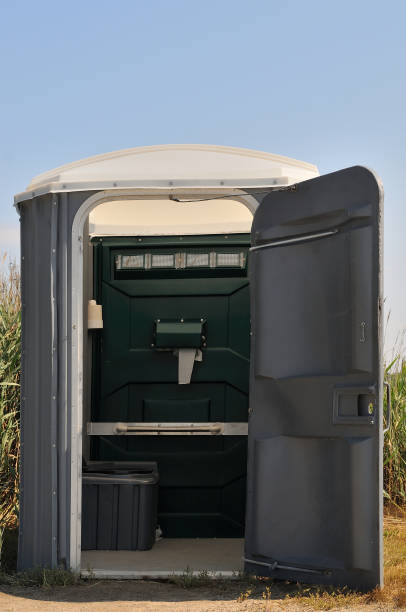Best Portable bathroom rental  in Kodi, AK